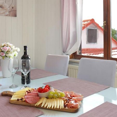 Holiday Home Mons Aureus Gornje Sitno Exterior photo