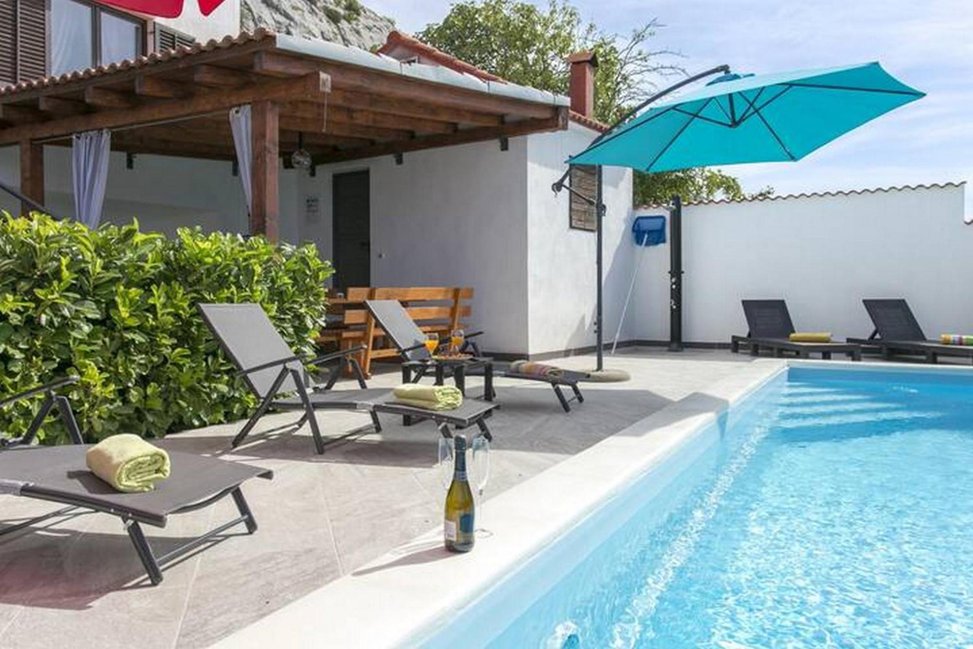 Holiday Home Mons Aureus Gornje Sitno Exterior photo