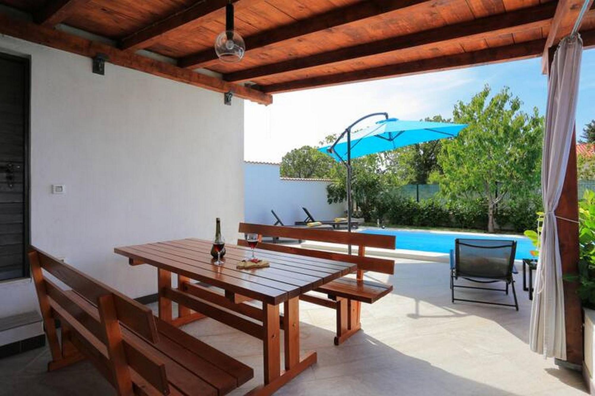 Holiday Home Mons Aureus Gornje Sitno Exterior photo